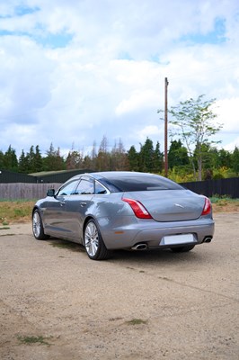 Lot 2010 Jaguar XJ V8 Portfolio Auto