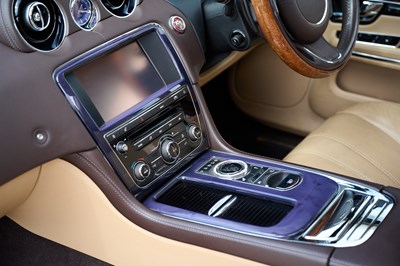 Lot 2010 Jaguar XJ V8 Portfolio Auto
