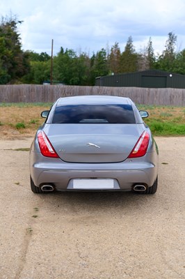 Lot 2010 Jaguar XJ V8 Portfolio Auto