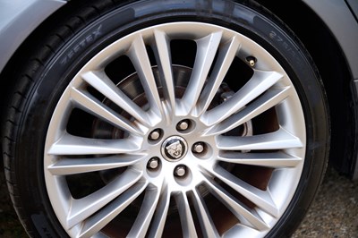 Lot 2010 Jaguar XJ V8 Portfolio Auto