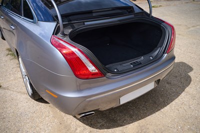 Lot 2010 Jaguar XJ V8 Portfolio Auto