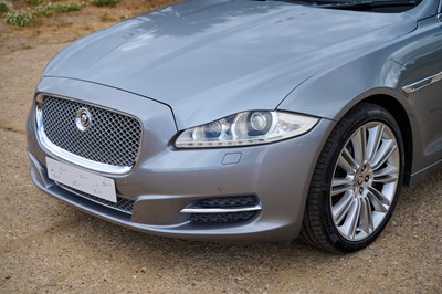 Lot 2010 Jaguar XJ V8 Portfolio Auto