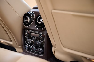 Lot 2010 Jaguar XJ V8 Portfolio Auto