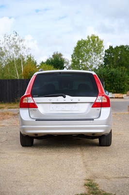 Lot 2009 Volvo V70 3.2 Lux SE