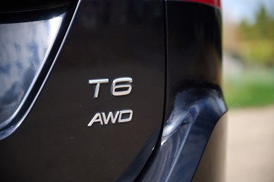 Lot 2012 Volvo XC60 3.0 T6 AWD