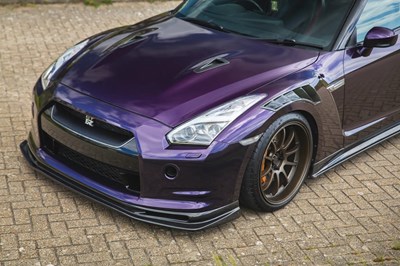 Lot 2009 Nissan GT-R R35 Black Edition JM1300