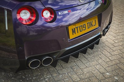 Lot 2009 Nissan GT-R R35 Black Edition JM1300