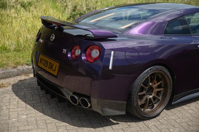 Lot 2009 Nissan GT-R R35 Black Edition JM1300