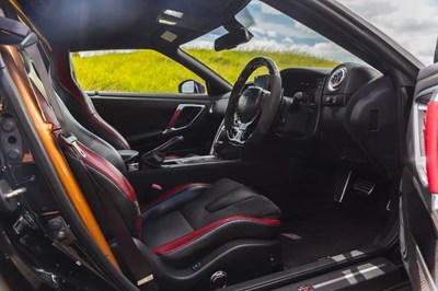 Lot 2009 Nissan GT-R R35 Black Edition JM1300