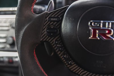 Lot 2009 Nissan GT-R R35 Black Edition JM1300