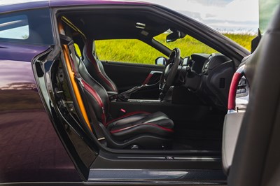Lot 220 - 2009 Nissan GT-R R35 Black Edition JM1300