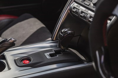 Lot 220 - 2009 Nissan GT-R R35 Black Edition JM1300