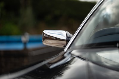 Lot 2000 Rolls-Royce Corniche V