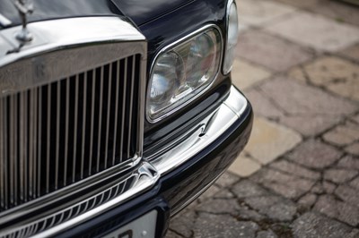 Lot 2000 Rolls-Royce Corniche V
