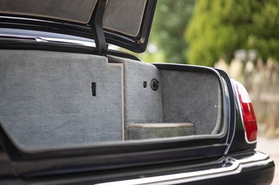 Lot 2000 Rolls-Royce Corniche V