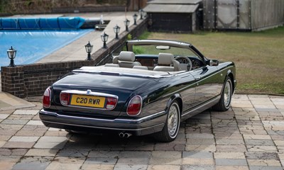 Lot 2000 Rolls-Royce Corniche V