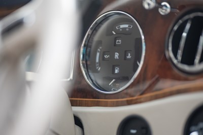 Lot 2000 Rolls-Royce Corniche V