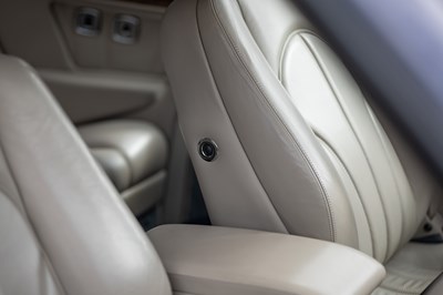 Lot 2000 Rolls-Royce Corniche V
