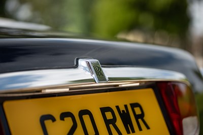 Lot 2000 Rolls-Royce Corniche V