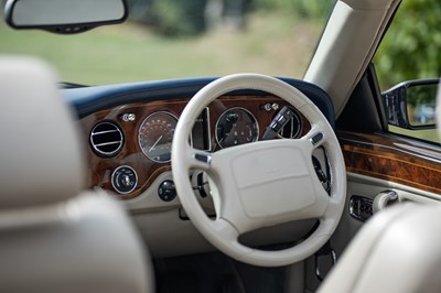 Lot 2000 Rolls-Royce Corniche V