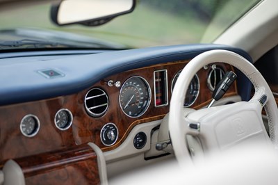 Lot 2000 Rolls-Royce Corniche V