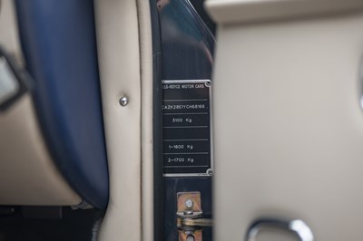 Lot 2000 Rolls-Royce Corniche V
