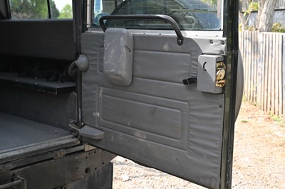 Lot 1998 Land Rover 110 Defender County