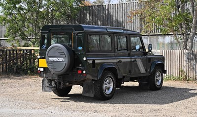 Lot 1998 Land Rover 110 Defender County
