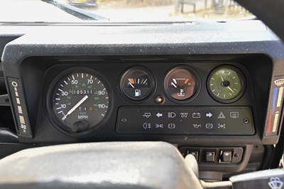 Lot 1998 Land Rover 110 Defender County