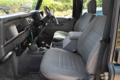 Lot 1998 Land Rover 110 Defender County