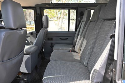 Lot 1998 Land Rover 110 Defender County