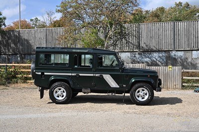 Lot 1998 Land Rover 110 Defender County