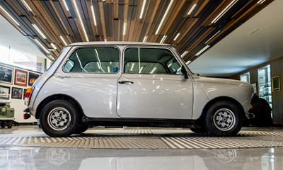 Lot 1983 Mini Mayfair