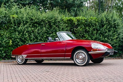 Lot 1969 Citroën DS 21 Décapotable by Ivanoff