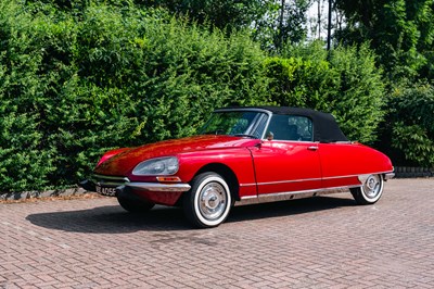 Lot 1969 Citroën DS 21 Décapotable by Ivanoff