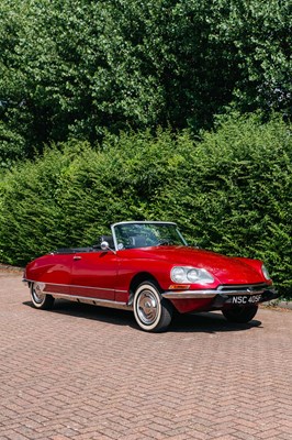 Lot 1969 Citroën DS 21 Décapotable by Ivanoff