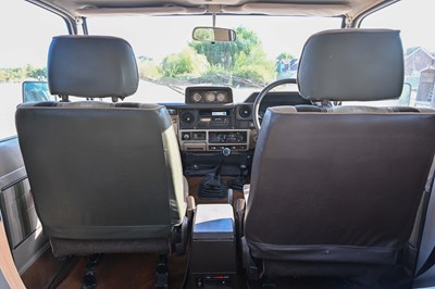 Lot 1989 Toyota Landcruiser II