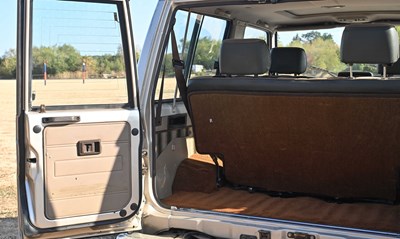 Lot 1989 Toyota Landcruiser II