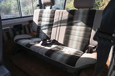 Lot 1989 Toyota Landcruiser II