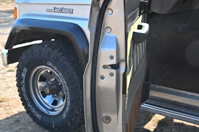 Lot 1989 Toyota Landcruiser II