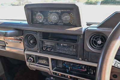 Lot 1989 Toyota Landcruiser II