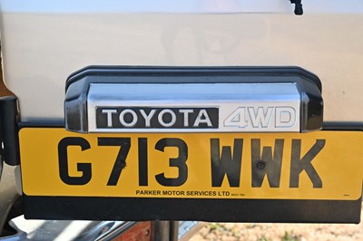 Lot 1989 Toyota Landcruiser II