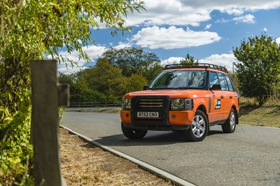 Lot 131 - 2002 Range Rover G4 Challenge Press Car (4.4 litre)