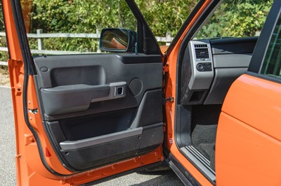 Lot 131 - 2002 Range Rover G4 Challenge Press Car (4.4 litre)