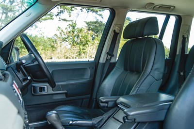 Lot 131 - 2002 Range Rover G4 Challenge Press Car (4.4 litre)