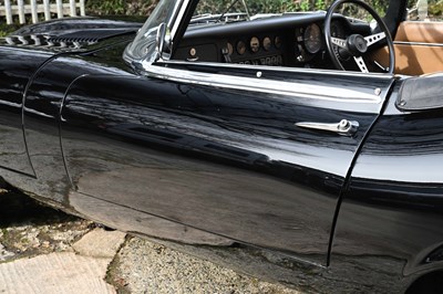 Lot 1974 Jaguar E-Type Series III (Commemorative Edition)