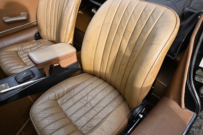 Lot 1974 Jaguar E-Type Series III (Commemorative Edition)