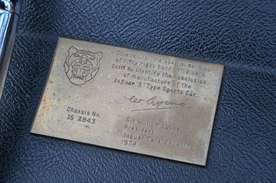 Lot 1974 Jaguar E-Type Series III (Commemorative Edition)