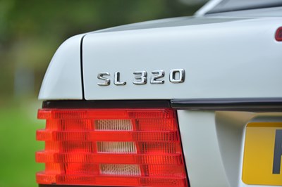 Lot 1997 Mercedes-Benz SL320 Roadster