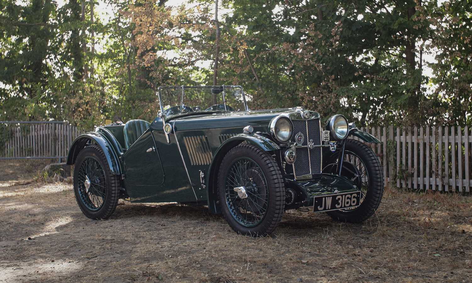 Lot 1933 MG J2
